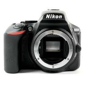 ニコン Nikon D5500 ボディ ブラック デジタル 一眼レフカメラ 【中古】