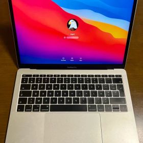 海外キーボードのApple MacBook Pro 13インチ (2017)