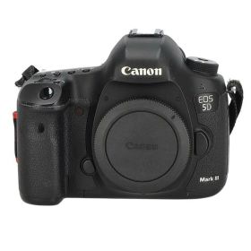 CANON/一眼レフカメラ/EOS 5D MarkIII/13102600765/Bランク/78【中古】