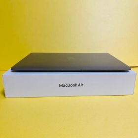 Apple MacBook Air 13インチ
