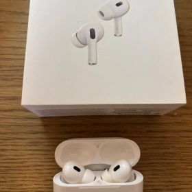 AirPods Pro 2 本体 ホワイト イヤホン Apple