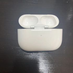 AirPods Pro 第2世代 Lightning 中古