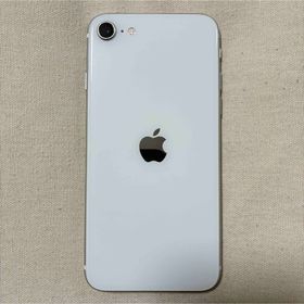 アイフォーン(iPhone)のiPhone SE2 ホワイト128GB SIMフリー 電池容量82%(スマートフォン本体)