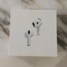 新品未開封 Apple AirPods4 アクティブノイズキャンセリング付き