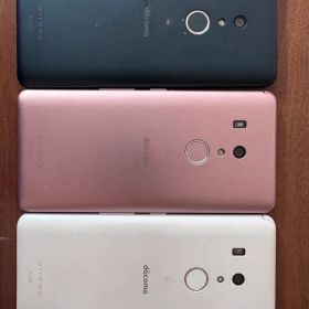 【中古品】三台docomo arrows F-02L