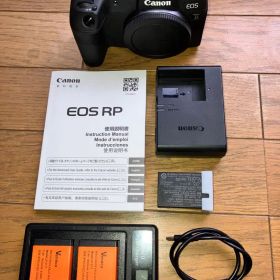 【美品】Canon EOS RP ボディ【おまけ付】