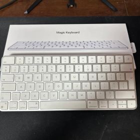 Apple Magic Keyboard ホワイト