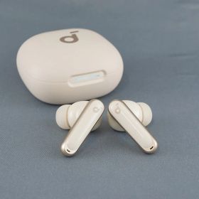 Anker Soundcore P40i 完全ワイヤレスイヤホン USED美品 アンカー サウンドコア A3955 ノイズキャンセリング マイク 防水 完動品 V1176