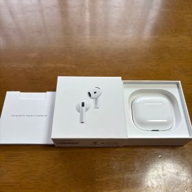 Apple AirPods 4 アクティブノイズ キャンセリング搭載