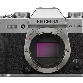 FUJIFILM デジタル一眼カメラ FUJIFILM X-T30 III ボディ日英2言語設定モデル [シルバー]