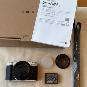 FUJIFILM 【 X-M5 レンズキット シルバー 】 ミラーレス一眼カメラ