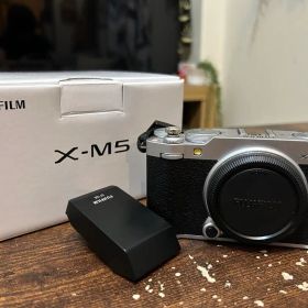 【保証書付】FUJIFILM X-M5 ミラーレスカメラ 本体 おまけ多数