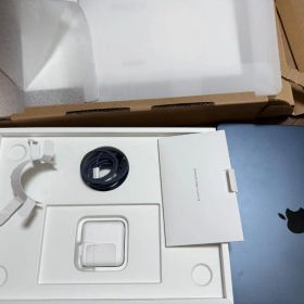 MacBook Air (M2, 2022) 本体