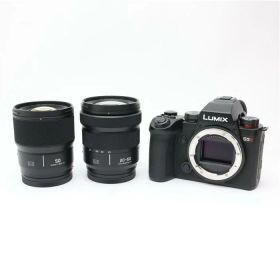 【中古】 《美品》 Panasonic LUMIX S5II ダブルレンズキット DC-S5M2W ブラック [ デジタルカメラ ]