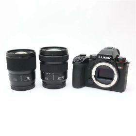 【中古】 《美品》 Panasonic LUMIX S5II ダブルレンズキット DC-S5M2W ブラック [ デジタルカメラ ]