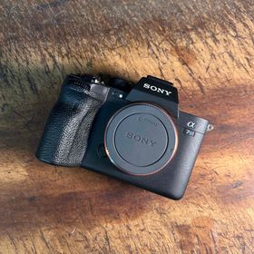 ソニー(SONY)のa7siii 本体 おまけ付き(ミラーレス一眼)