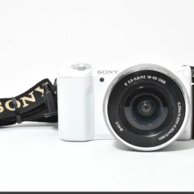 値下げ⭐︎早いもの勝ちSONY a5100 ミラーレスカメラ ホワイト