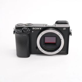 【中古】 (ソニー) SONY α6000 （ILCE-6000） ボディ ブラック ツーリストモデル【中古カメラ デジタル一眼】 ランク：B