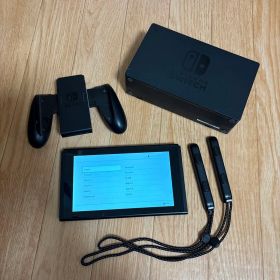 Nintendo Switch 本体 、ドック、クリップ 2019年製