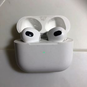 Apple AirPods 第3世代