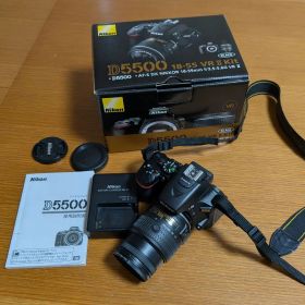 Nikon D5500 デジタル一眼レフ 本体とレンズ付き