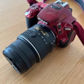 Nikon D5500 レッド デジタル一眼レフ