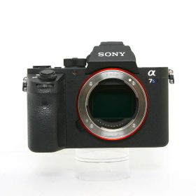 【中古】 (ソニー) SONY ILCE-7SM2 B アルフア7S II ボデイ【中古カメラ デジタル一眼】 ランク：B