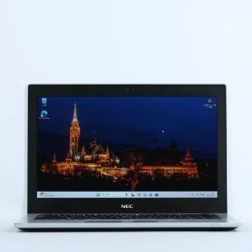 VersaPro VKM17 i5-8th 8GB 256GB 12.5in