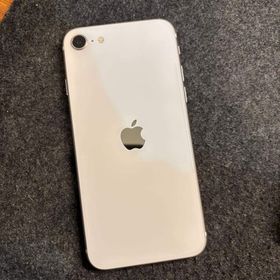 アップル(Apple)のiPhone SE（第3世代） 64GB ホワイト バッテリー100% 142(スマートフォン本体)