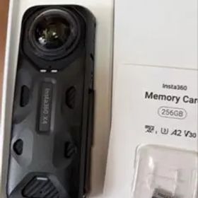 Insta360 X4 豪華セット バイクバンドル/256GB/予備電池付