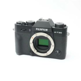 【中古】 《並品》 FUJIFILM X-T30 ボディ ブラック 【ファインダーカバー部品交換/センサークリーニング/各部点検済】 [ デジタルカメラ ]