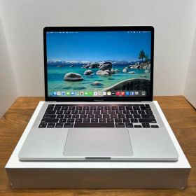訳あり美品❗️MacBook Pro 2022 M2チップ US シルバー