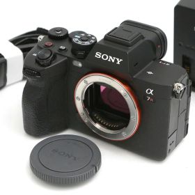 【中古】【美品】ソニー α7R V ILCE-7RM5 ボディ（センサー清掃済み） CA01-B4206-2S2 SONY Eマウント フルサイズ 5軸手ブレ補正 EVF 中古