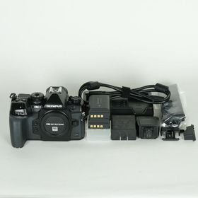 [良品 | シャッター数105回｜バッテリー2個付] OM SYSTEM OM-1 [ボディ] | マイクロフォーサーズマウント