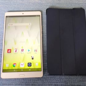 d-01J docomo dtab 8.4インチ ゴールド