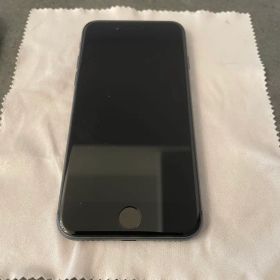 【美品】iPhone 8 64GB 【ケース付き】