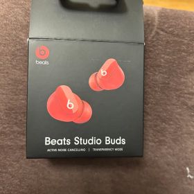 Beats Studio Buds レッド