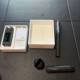 insta360 X4 アクションカメラ 本体と付属品