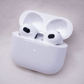 アップル(Apple)のApple オーディオ機器 AirPods 第3世代【中古】(ヘッドフォン/イヤフォン)
