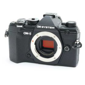 【中古】 《美品》 OM SYSTEM OM-5 ボディ ブラック [ デジタルカメラ ]