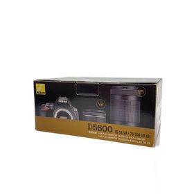 Nikon◆デジタル一眼カメラ D5600 ダブルズームキット