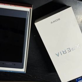 SONY Xperia XZ1本体 青色 Dual Sim