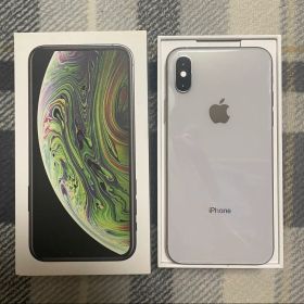 Apple:iPhone Xs 256GB シルバ- SIMフリ- 73%