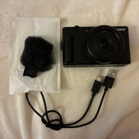SONY VLOGCAM ZV-1F