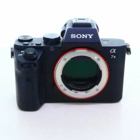 【中古】 (ソニー) SONY α7II ボディ ILCE-7M2【中古カメラ デジタル一眼】 ランク：B