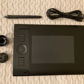 送料込み【値下げ】 WacomペンタブレットIntuos4 PTK-440/K4