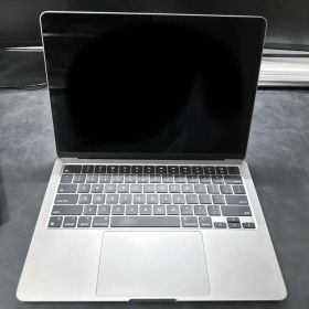 MacBook Air M2 13インチ（Mid 2022）512GB SSD