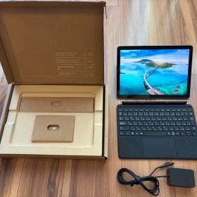 【希少】Surface Go3 Core i3 8GB SSD128GB