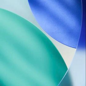 iPhone space・ブルー 15 pro max 海外坂esim dual