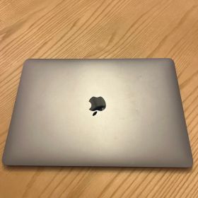 Apple MacBook air スペースグレー 2018